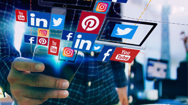 NationalRSOL's tweet photo. Settlement of #Y case restores use of #socialmedia to some #registrants. By Sara Rizzo . . . People on the #sexoffenderregistry in New York State can now access the# internet and #socialmedia platforms without restrictions, except in some cases.

https://t.co/8eMAyn6BfP https://t.co/un83y8Dsdn