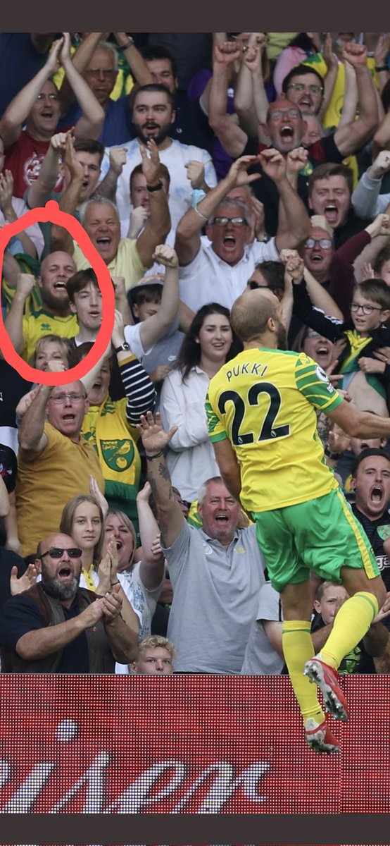 Bjhowe10's tweet photo. @NorwichCityFC There's a glitch in the matrix https://t.co/Nworpdeews