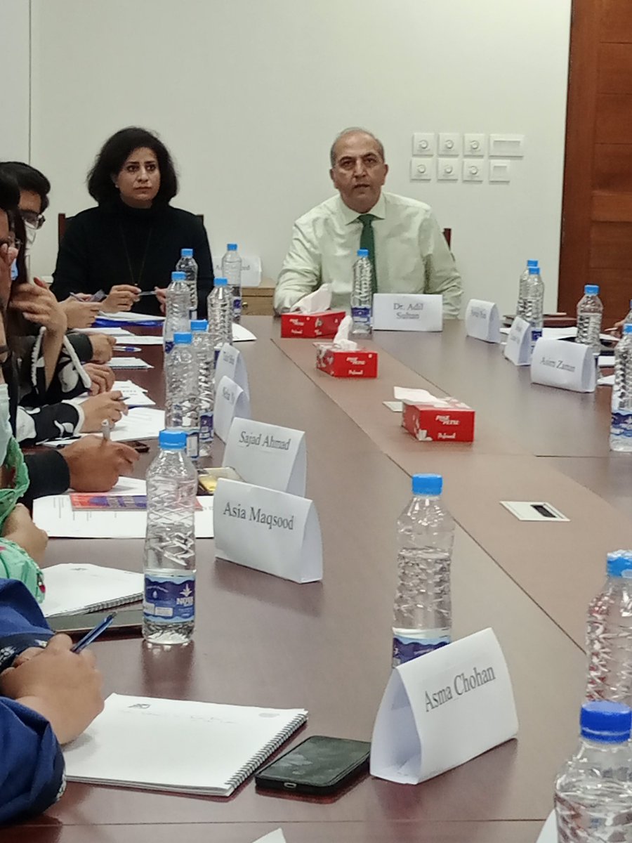 Rabz_729's tweet image. Dean, Faculty of Aerospace Sciences and Strategic Studies, Dr. Adil Sultan, shares his insights and expertise on South Asia Nuclearization at Air University Workshop on Contemporary National Security Issues.

📌 Topic: Nuclear Deterrence in South Asia
@adilsultan
#DSS
#FASSS