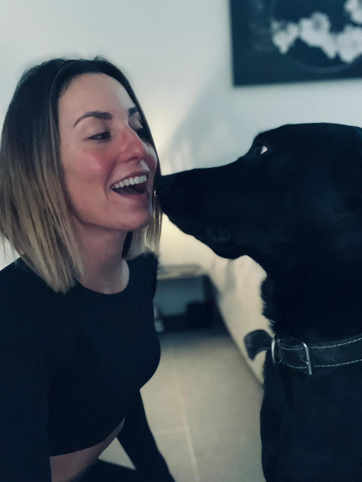 TW Pornstars - Léa PAM 🔞. Twitter. Bonjour tout le monde, y’en a un qui