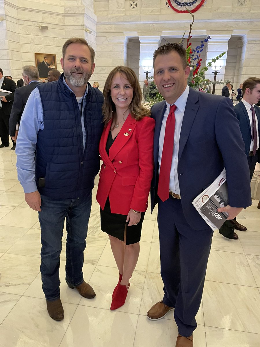 RJHawk's tweet image. It was a great day at the Capital as I made my District 81 State Representative campaign official! Spread the word if you live in Bryant, Alexander, Shannon Hills! #HawkForStateRep 
@babblingbrooks5 @ARSenMissyIrvin