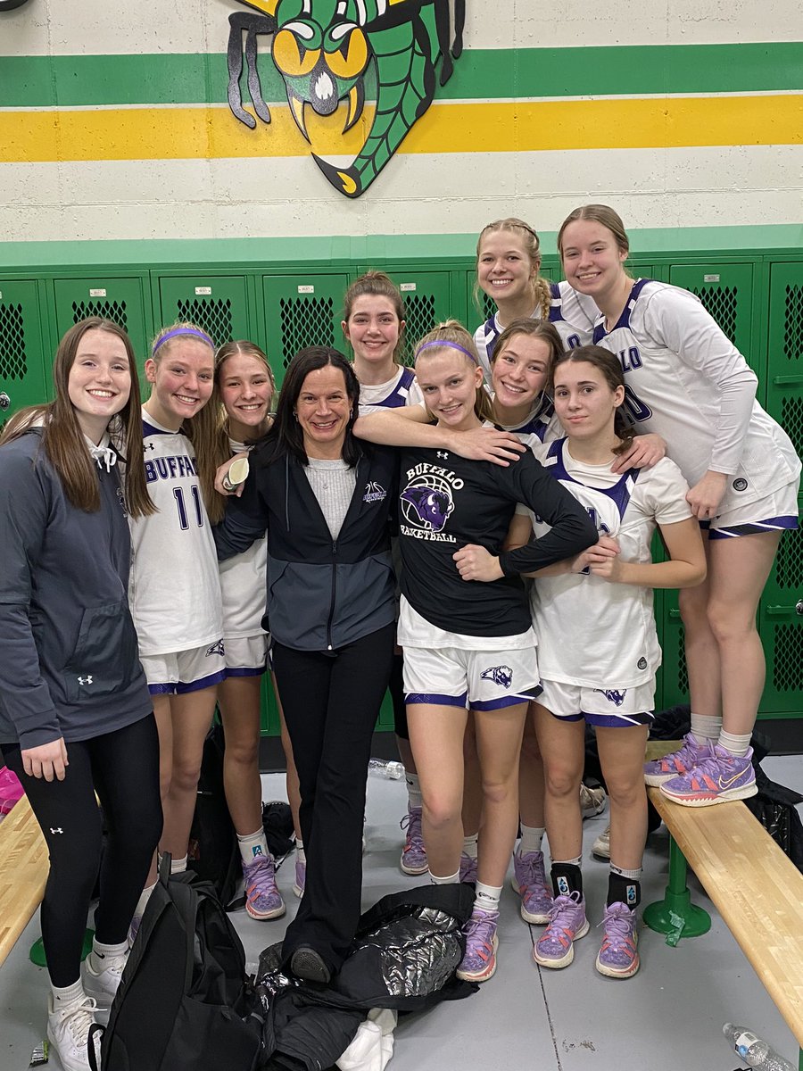 BGBB 48 @ Edina 40
Last regular season road trip on a stormy ❄️ day was a FUN one! #BGBB #BelieveWEoverME