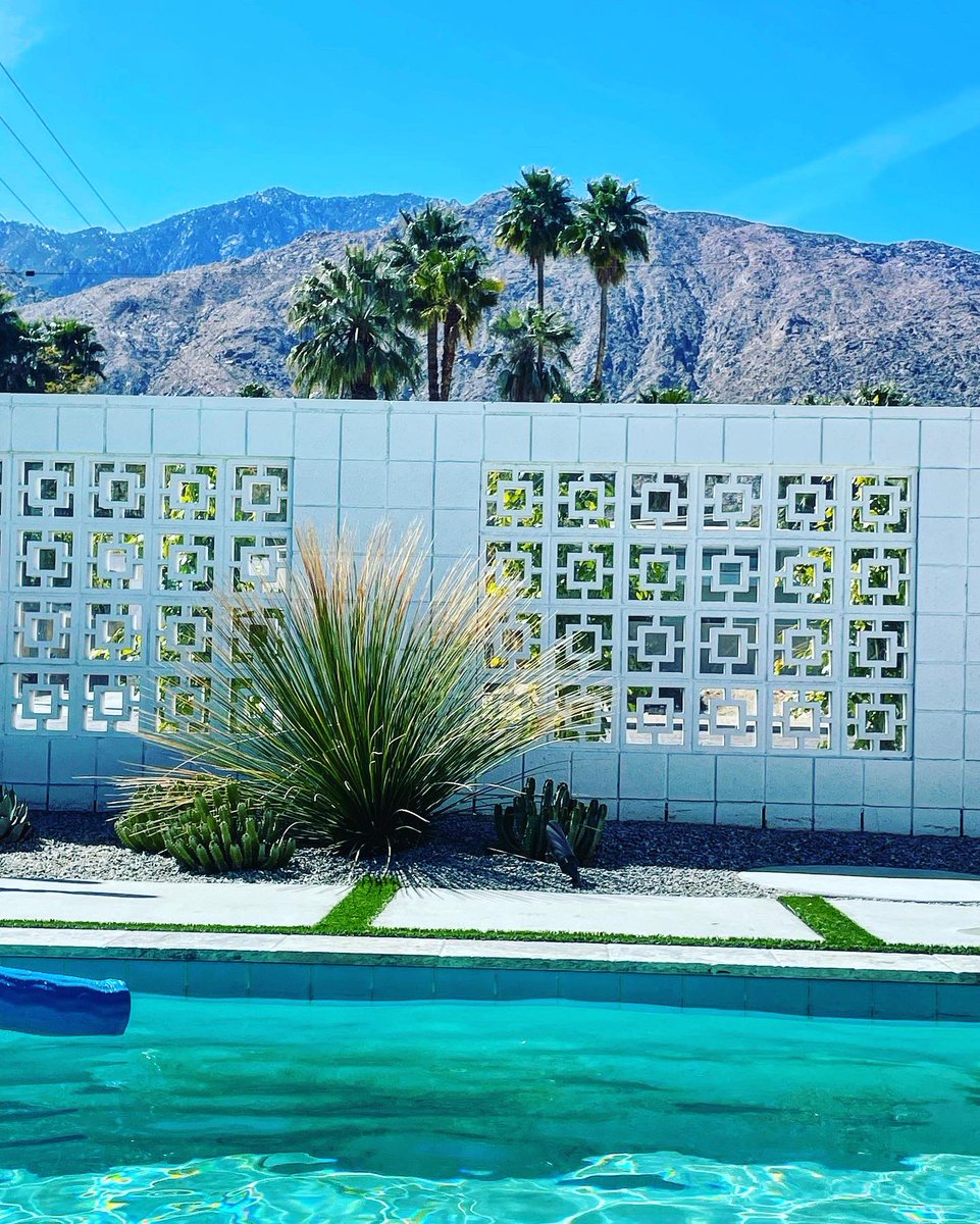 The amazing <a href="/tarynpivots/">Taryn</a> made these utterly perfect boards to match the breeze blocks at my 1953 Palm Springs pad.  Thank you 😍🥰