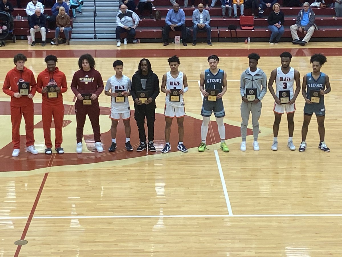Congratulations to Rockvale’s Malachi Long being selected to the 2021-22 7-AAAA Regular Season All-District Team. This is a great honor for Malachi and a testament to his play this season!!