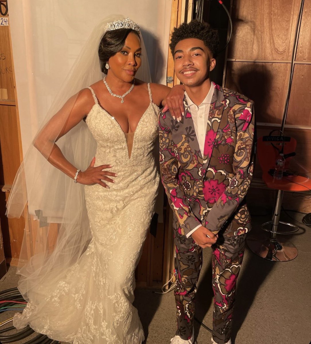 Shout out to <a href="/MsVivicaFox/">Vivica A. Fox</a> for joining the #blackish family tonight!