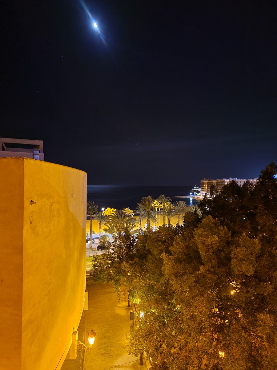 Been awake since 3am thinking about work in a GOOD way. Something swirling around my brain so much I had to get up and write it down! And as an extra bonus I got to see this beautiful night time view of #alicante #buzzing <a href="/SerendataUK/">Serendata</a>