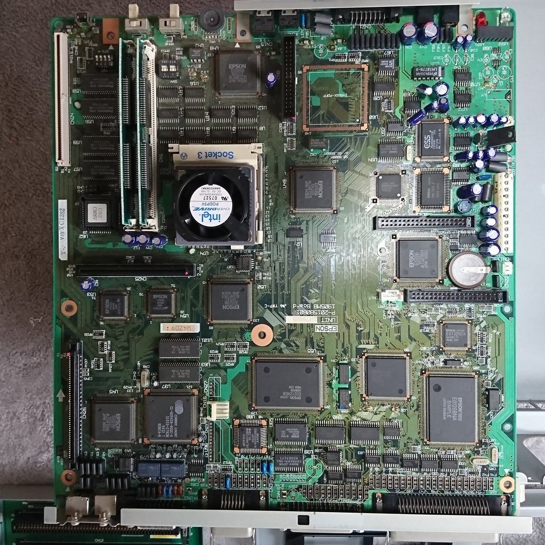 RuRu_ruru08 貴重な情報ありがとうございます。自分手持ちのPC-486MVの