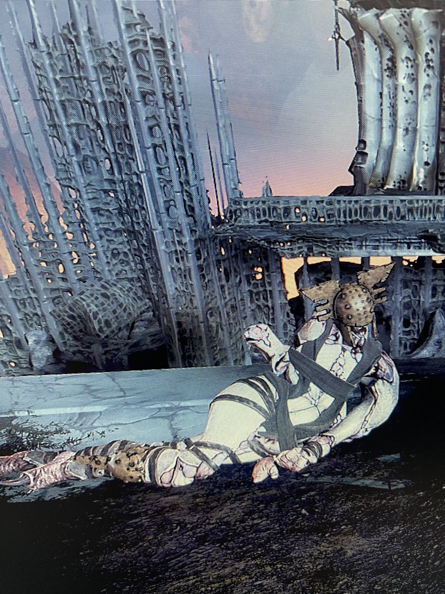 Paint me like one of your French girls #Bungie #TheWitchQueen #Destiny2