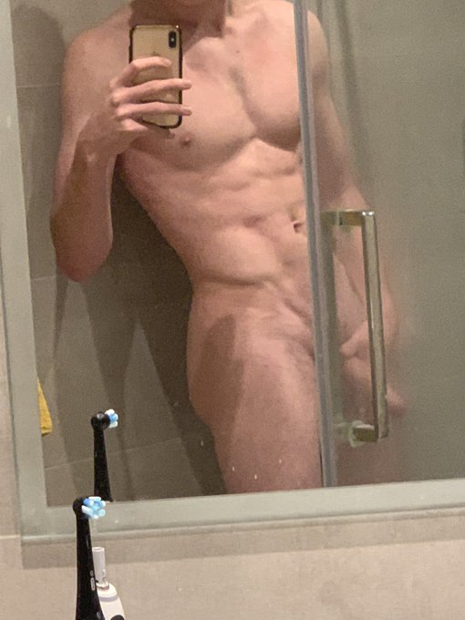 Send me some dirty stuff in dms! Best ones will get replies ? RT this to help your chances :p

Link in