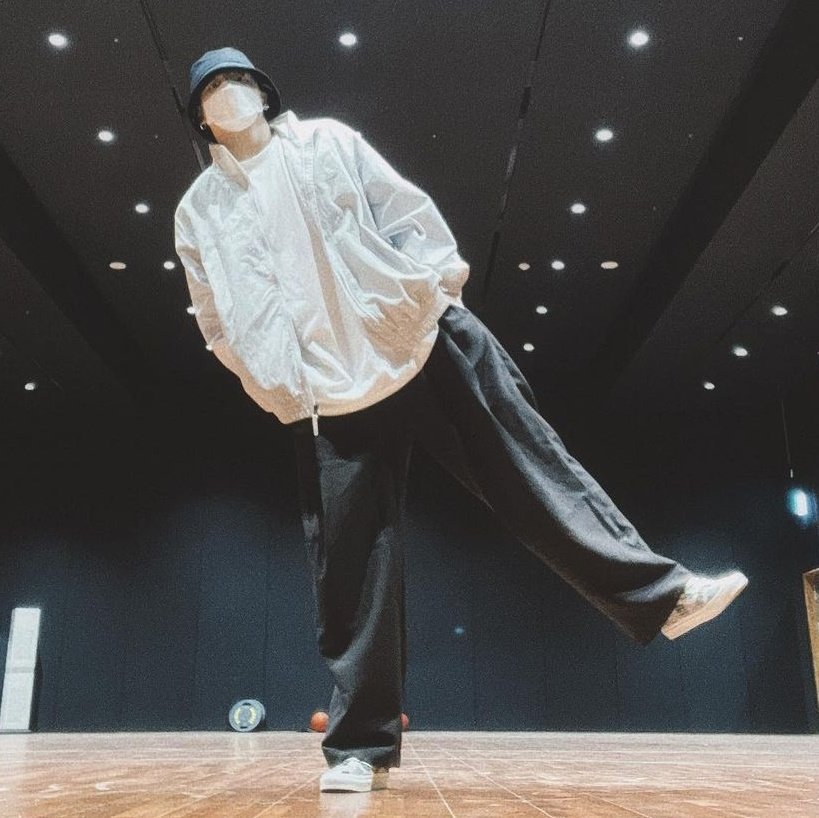 💭 (@0127thinker) on Twitter photo 