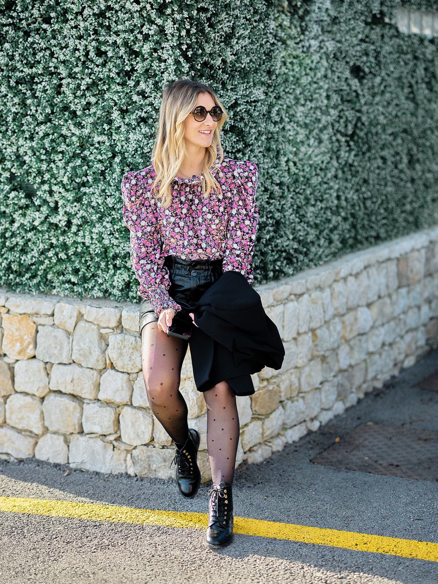 Le petit motif fleuri qui appelle le printrmps ☀️ … il est déjà un peu là sur la Côte d’Azur ! Vous l’attendez impatiemment ? #printemps #spring #look #stellaetsuzie #zohohac #cosmoparis