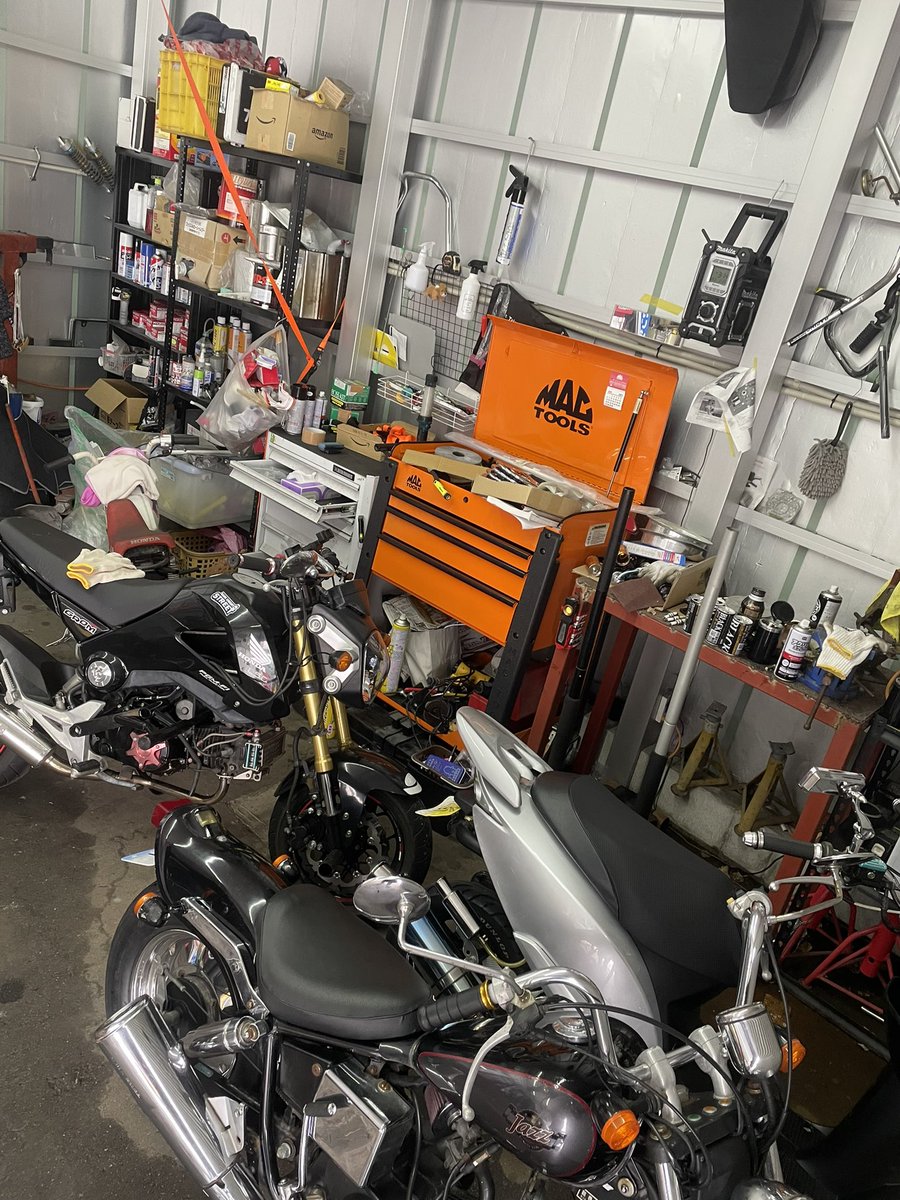 Sugery19's tweet photo. ちっちゃいの増えた
#z50r ＃グロム #Jazz #dio https://t.co/9WHnvQxPk8