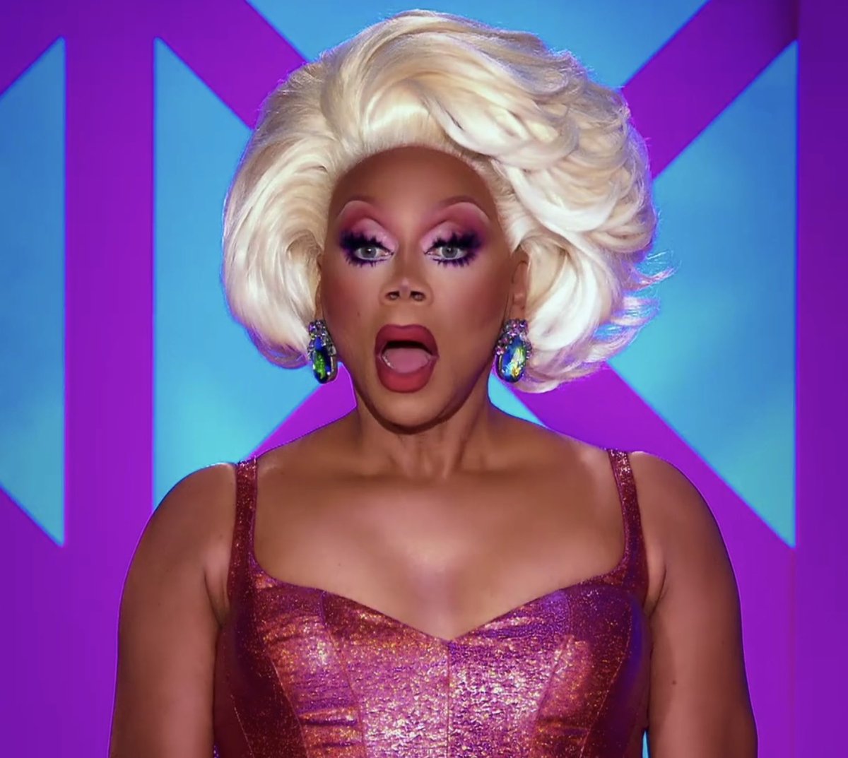 rpdrukfans's tweet photo. This will go down in #DragRace herstory as a MOMENT. Everyone on that stage was shook! 

#DragRaceUK Vs The World 
#DragRaceUKvsTheWorld https://t.co/GvXBROmc6U