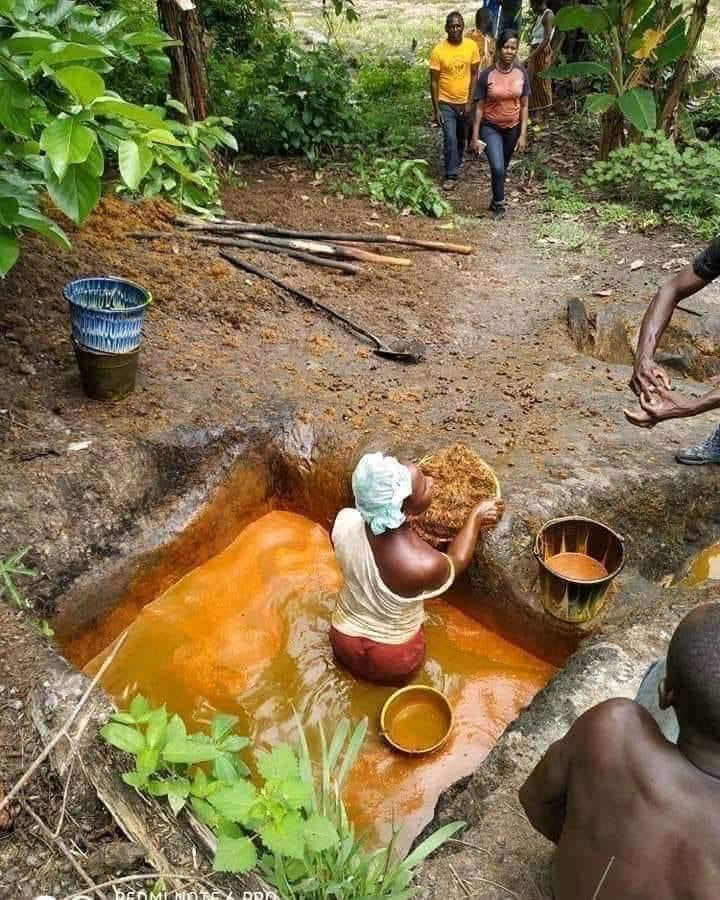 This is the Palm Oil We use in Cooking, what if the lady is seeing her monthly Flow?
