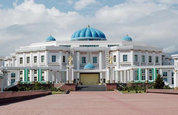 музей туркменистана. музей изобразительных искусств туркменистана. государственный музей ашхабад. государственный культурный центр туркменистана ашхабад. государственный музей ашхабад.
