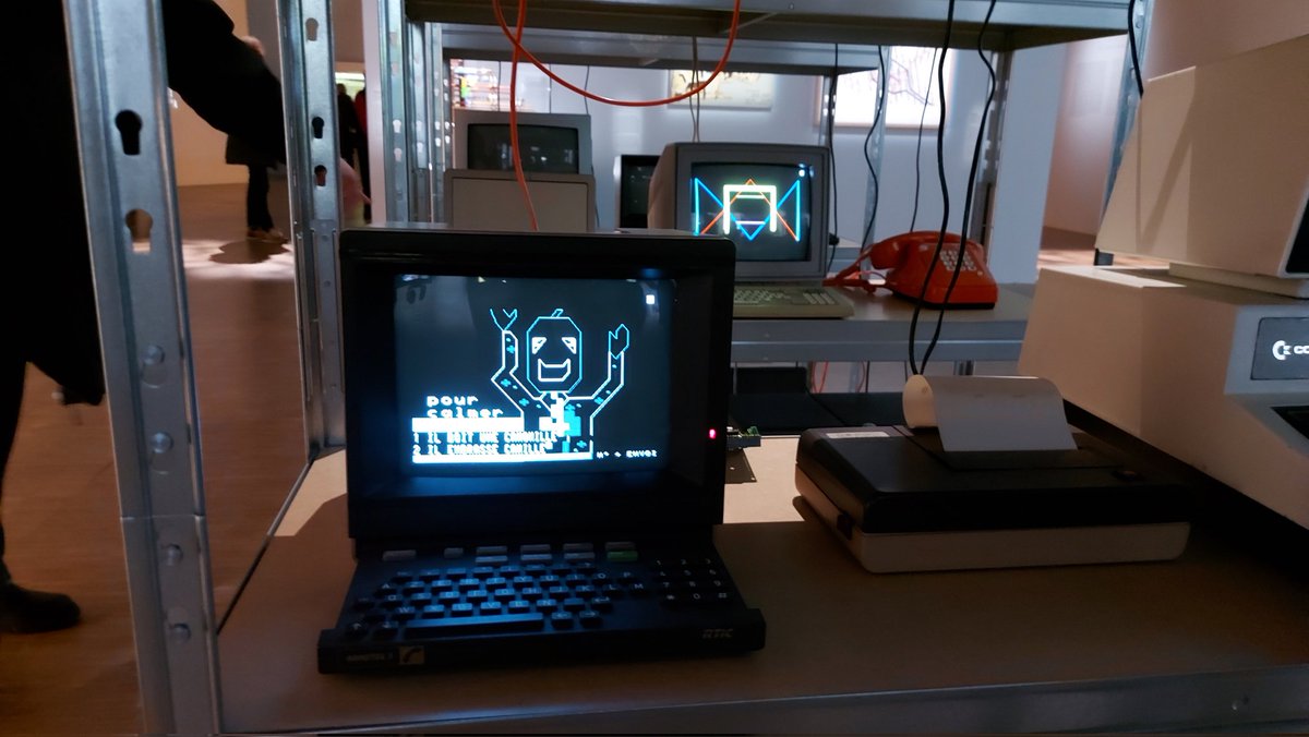 kathrinhunze's tweet photo. Very nice opening of the exhibition 'World of Networks' at Centre Pompidou running till 25th April
@robertseidelcom @jitterhorse
@MindpuzzleFilms ♡♡♡~~
#thewrong #mkv_berlin https://t.co/RmnIrYCH0T