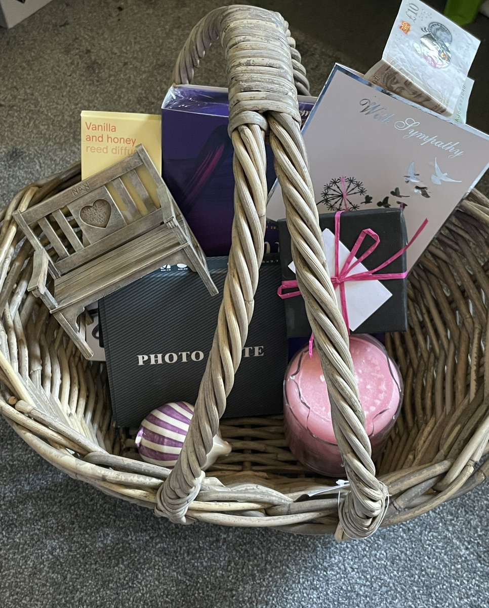 CitraDolls's tweet image. I just received this gorgeous hamper from the lovely Group C in #MHHSBD I am so overwhelmed and grateful for every gift received, I cannot thank you enough for your kindness and generosity. What a great community to be a part of. Thank you so much 💜