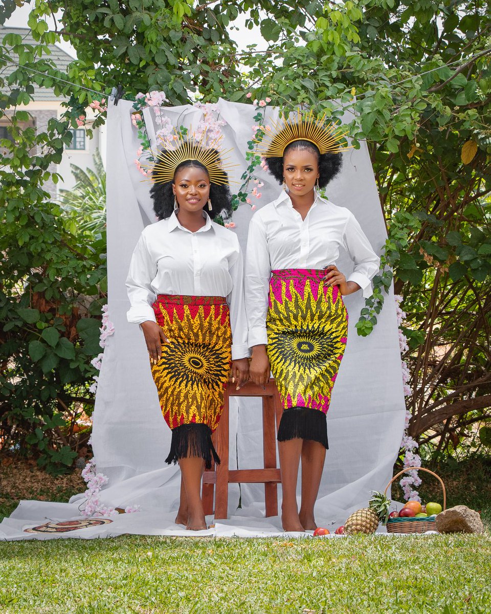 YTPshop's tweet photo. Twinning in the blaze fine skirt . Which is your fav, the pink or the red?

#womensupportingwomen #girlboss #selfmade #naturalhair #blackownedbusiness #womanownedbusiness #makeblackhistory #blackhistorymonth #bossbabe #madeinNigeria #madeinAfrica #headwrap #blackgirls #blackg https://t.co/SgikL7c3Du