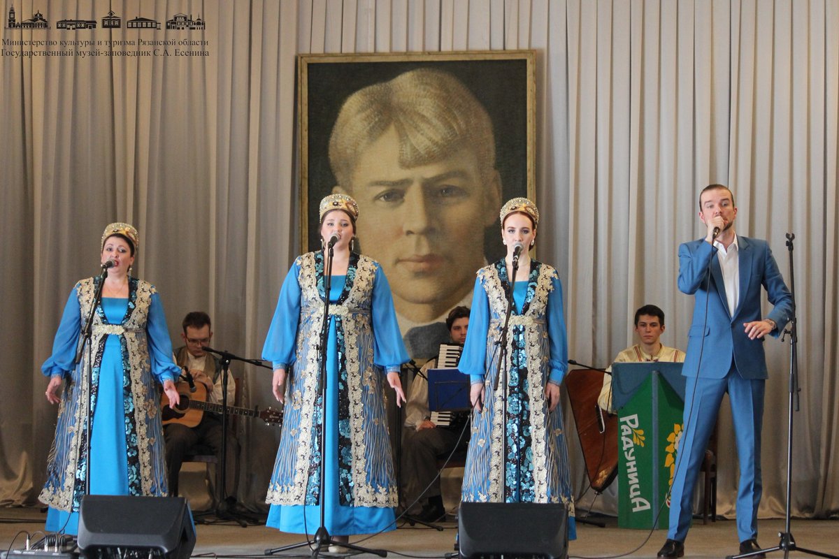 MuseumEsenin's tweet photo. 23 февраля в Государственном музее-заповеднике С.А. Есенина состоялись праздничные мероприятия, посвященные Дню защитника Отечества.

📸Е. Хомутский

#КонстантиновоРодинаЕсенина #КонстантиновоМузей
#ЕсенинскаяРодина #МузейЗаповедникКонстантиново https://t.co/10R3MtUPKE