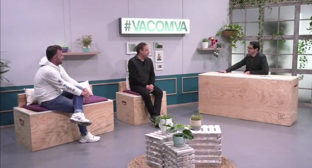 Al #vacomva de <a href="/canalreus/">Canal Reus</a> vam passar una estona agradable parlant de #padel, del <a href="/WorldPadelTour/">World Padel Tour</a> que es jugarà a #Reus i de l'<a href="/asanchezfallada/">Ari Sánchez</a>, amb <a href="/ferriniluislf/">Luis Ferrini</a> i <a href="/Jcartanya70/">Jordi Cartañá</a>
Som-hi que ja ho tenim aquí!!
youtu.be/Q80RBNVIXgM