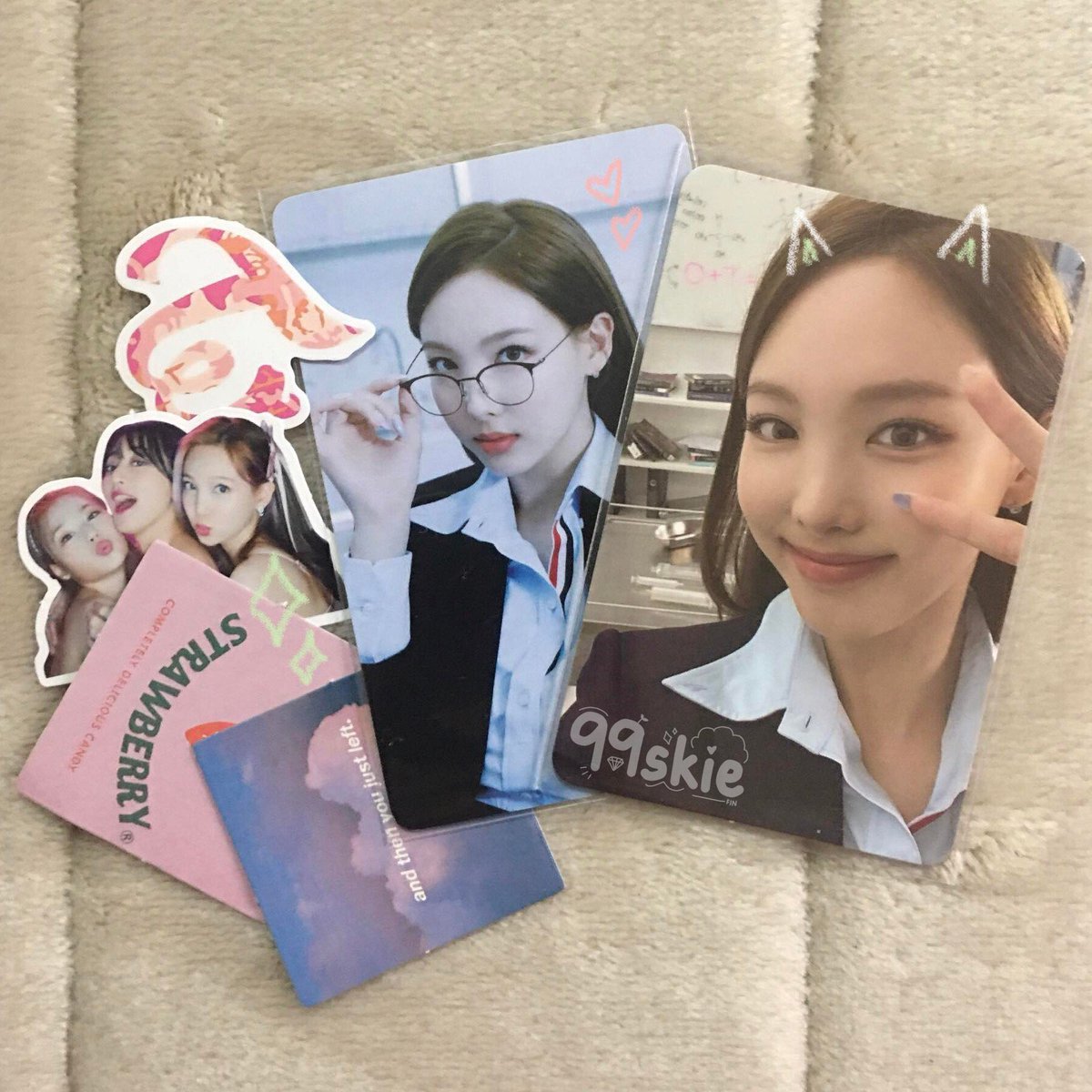 99skie's tweet photo. ꒰ 💐 #finmails! ꒱

✎… nayeon umuwi ulit [kilig]. thank you, @scyonm sa pag-pack nito safely at sa pag-update sa akin !! soaper bait, tysm. 🤍 https://t.co/it7Nm9aerx