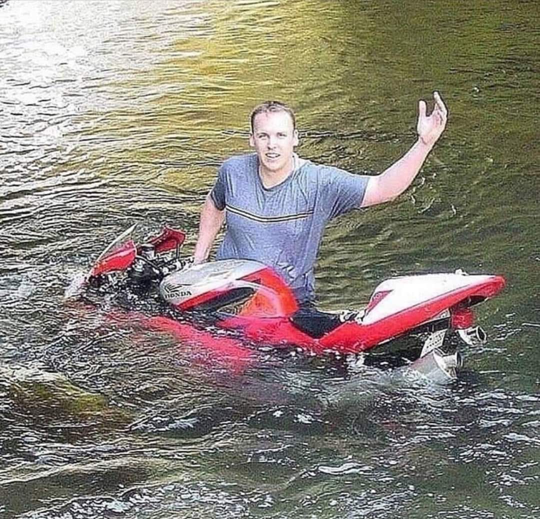 cloud9bikes's tweet photo. Caption time you great people, give it your best shot #motorcyle #motorcycles #motorcyclefails https://t.co/dLmVOEnWQQ
