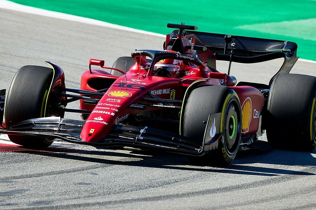 Ф 1 ф 1 75. Ferrari f1-75. Ferrari f1 75 f1. Ferrari f1-75 2022. F1-75 Ferrari сход.