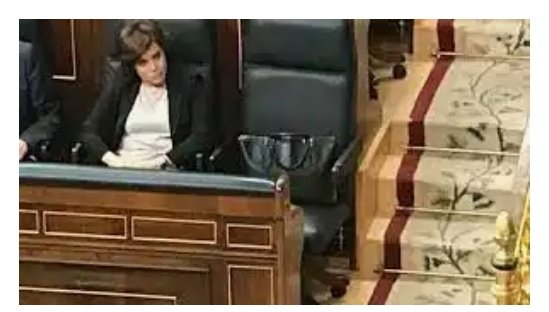 tucutu_tururu's tweet photo. @el_pais Pregunta que NO ha hecho.
¿Será sustituido por un bolso como se hacía en el buenos tiempos? https://t.co/BSusLvlcpI