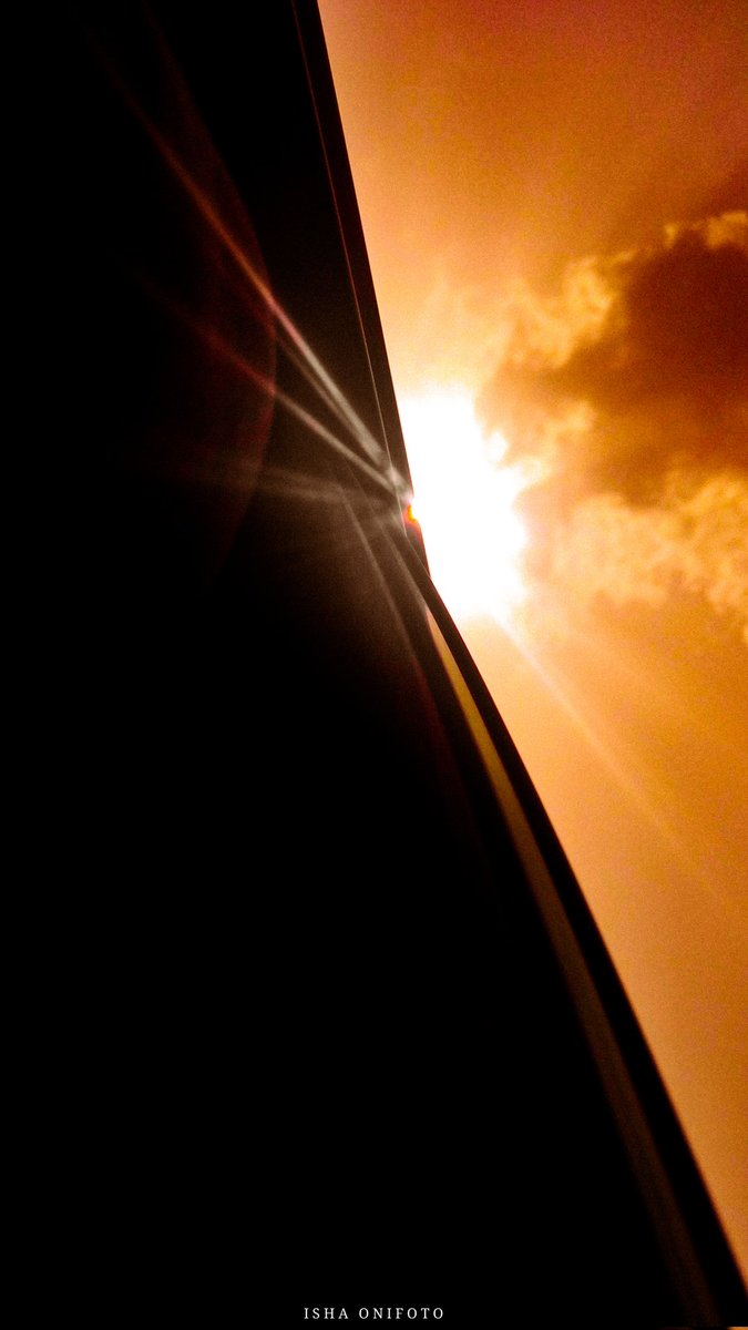 What you see Vs What I see 

Let Trend the wallpaper
O N I F O T O 

RT
#Isha2022 #Wallpaper