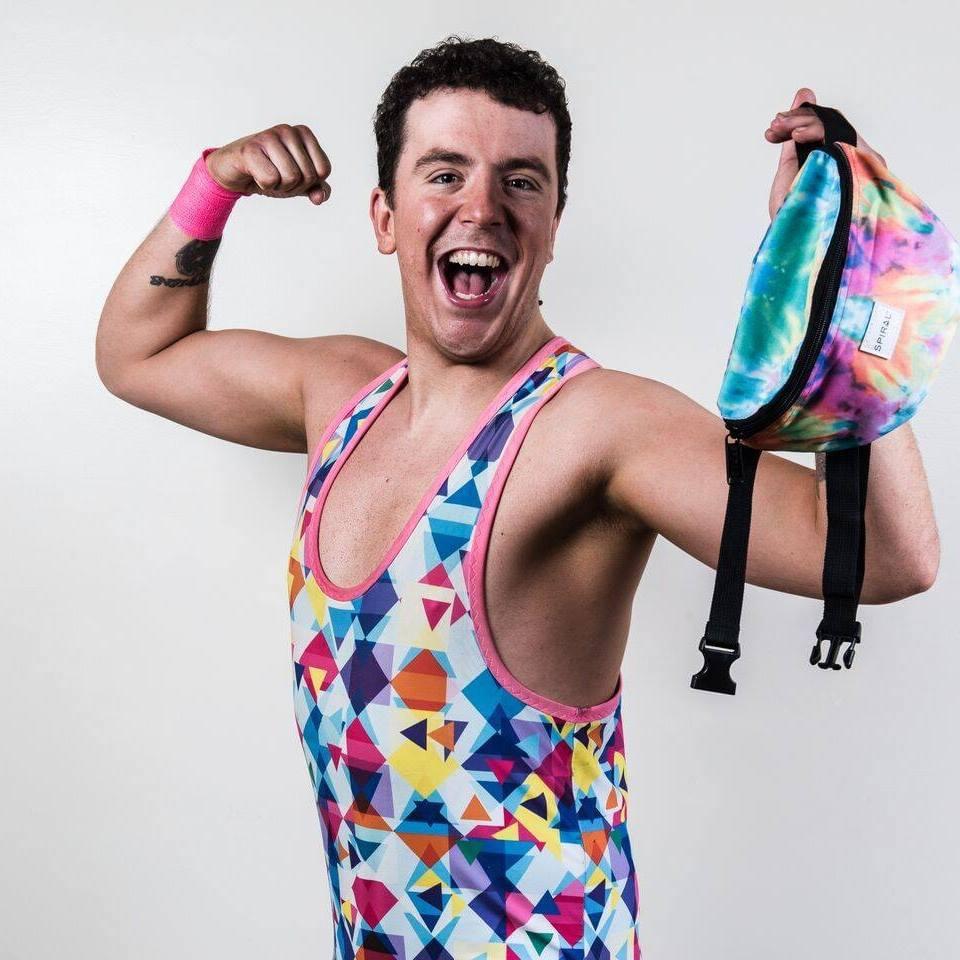 TraynerWrestle's tweet photo. @talkSPORT @laura_woodsy tell Gaby there is nothing wrong with a bumbag! https://t.co/gYc6p9z6jd