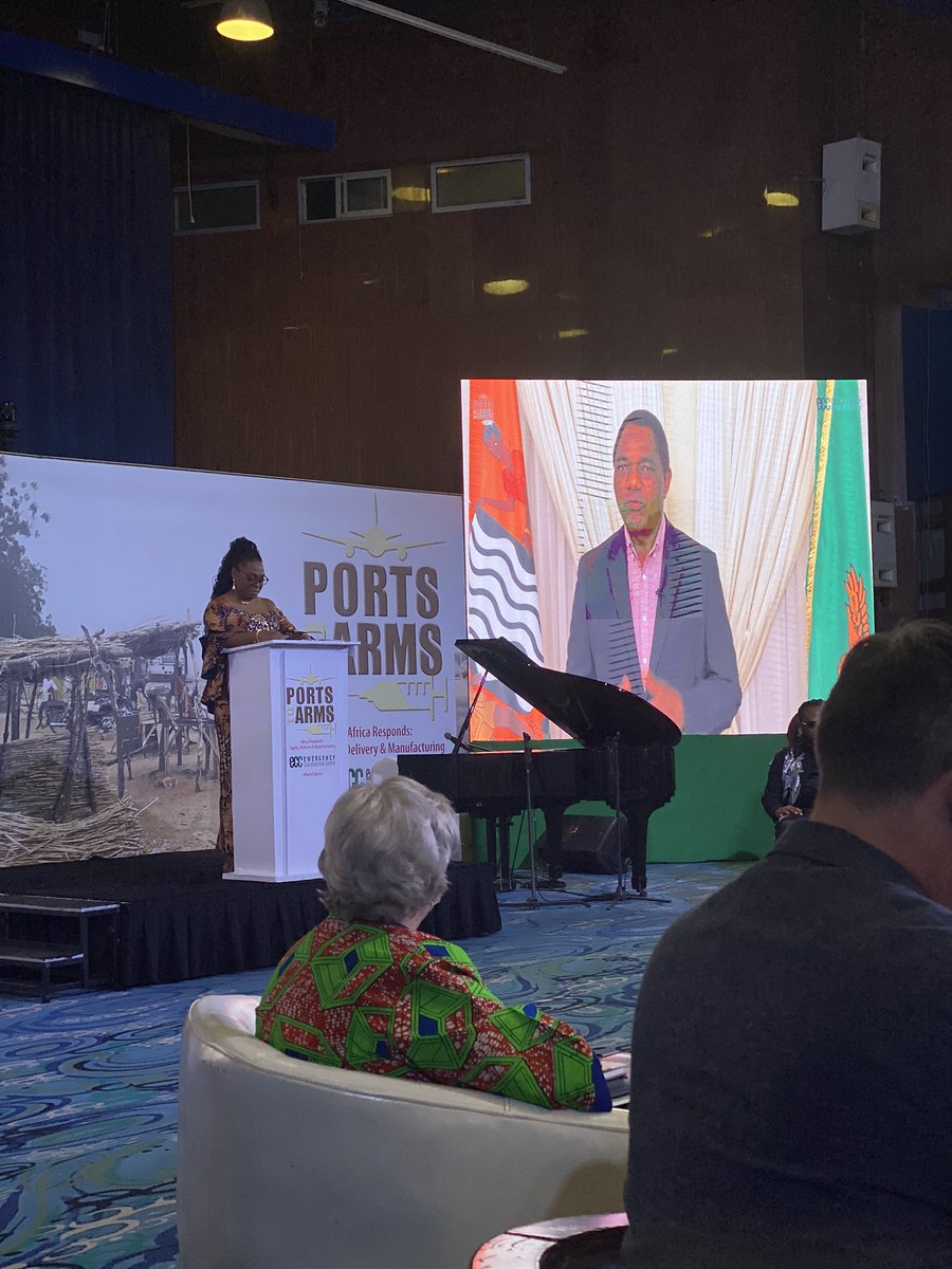 ButlerJohnW's tweet image. Full house as @yodifiji kicks off the first session of the #PortstoArms Global Summit with President @MBuhari, President @HHichilema and @DrTedros. Key message is we must learn lessons from inequitable distribution of vaccines and health tools and #ACTogether to beat #COVID19.