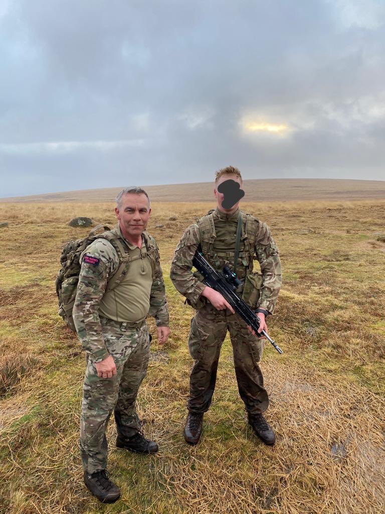 This recruit has been with us 2 years. Stacks of hardship but still going. We’re all rooting for him today. Never give up! #commandospirit @LtGenMagowan <a href="/RAdmJudeTerry/">Rear Admiral Jude Terry</a> @WOCarlSteedman