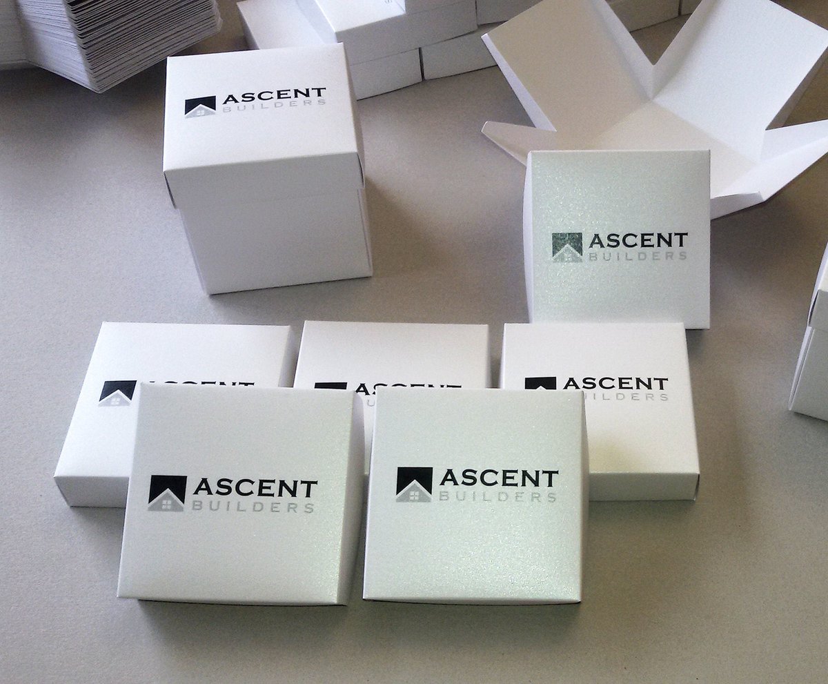 stoykaspaperie's tweet image. Excited to share the latest addition to my #etsy shop: Custom Boxes with Company Logo for Business Event (Set of 50) Small Gift Boxes Separate Lid Cube Personalized Party Favors etsy.me/3LW1B64 #welcomeboxes #personalizedboxes #customlogoprint #cardboardcubebox