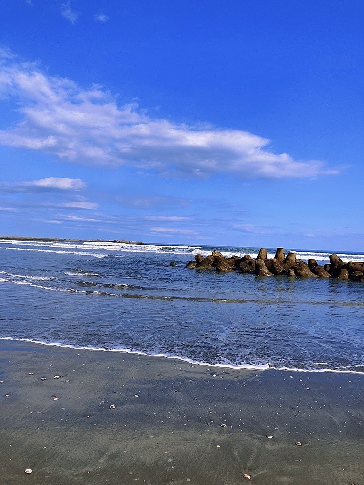 flashlpoint's tweet image. 片貝新堤にお邪魔しました🌊
晴れ時々曇り、弱オフショア
腿〜腰setつながり気味の腹位 千葉北にしてはメロー波で運動不足の身体には優しい波でした🙌