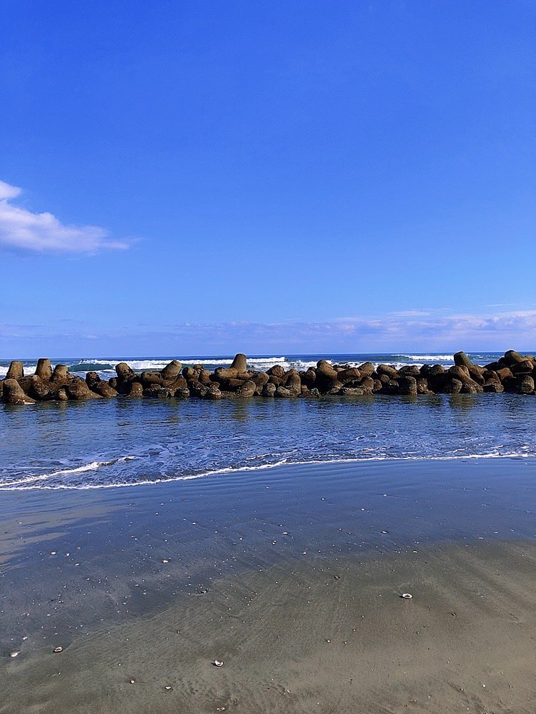 flashlpoint's tweet image. 片貝新堤にお邪魔しました🌊
晴れ時々曇り、弱オフショア
腿〜腰setつながり気味の腹位 千葉北にしてはメロー波で運動不足の身体には優しい波でした🙌