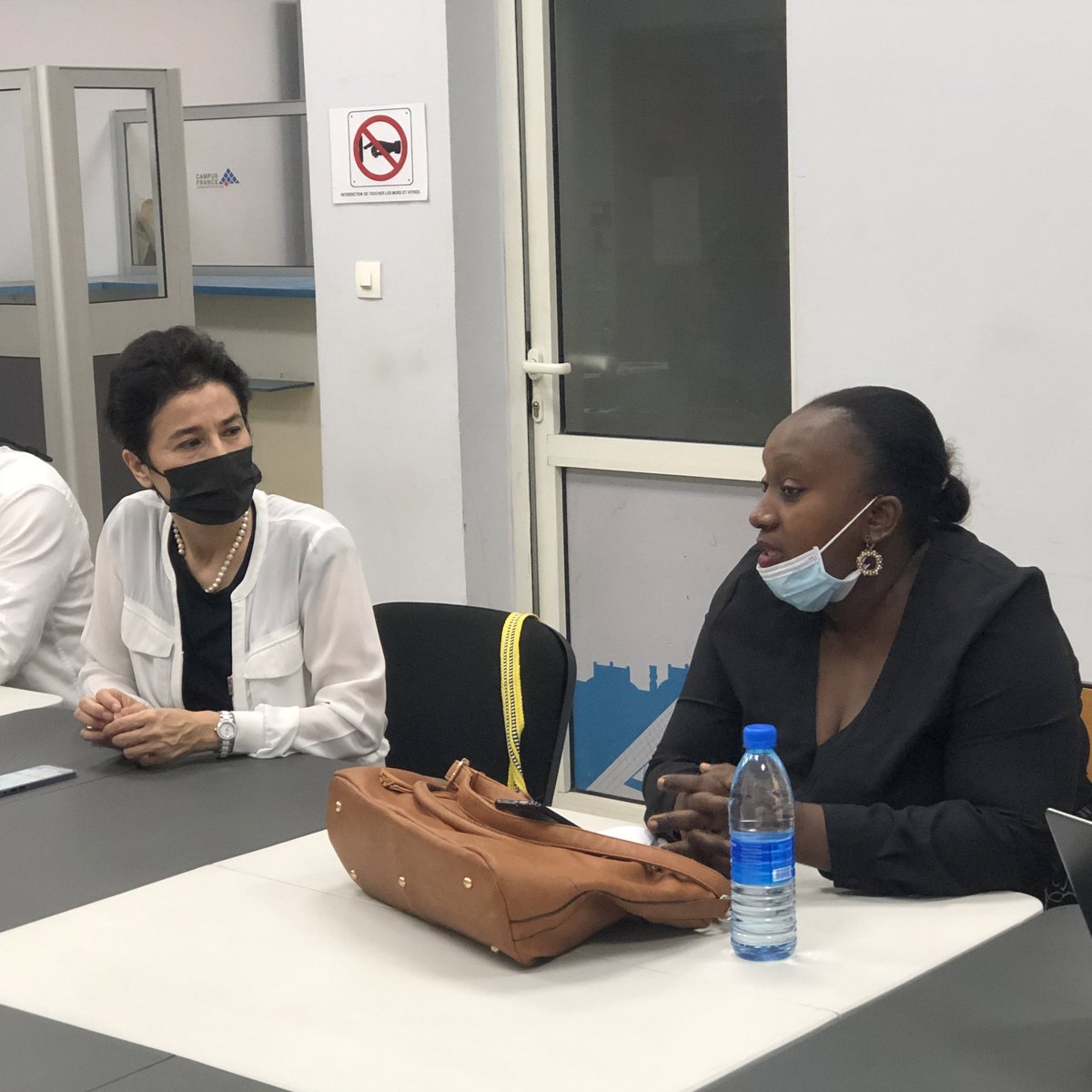 Participation de la Présidente de l’<a href="/IFParis/">Institut français</a> Eva Nguyen Binh au conseil du suivi des recommandations du Nouveau Sommet Afrique France mis en place au #Cameroun 🇨🇲 Le dialogue avec la jeunesse se poursuit 👏