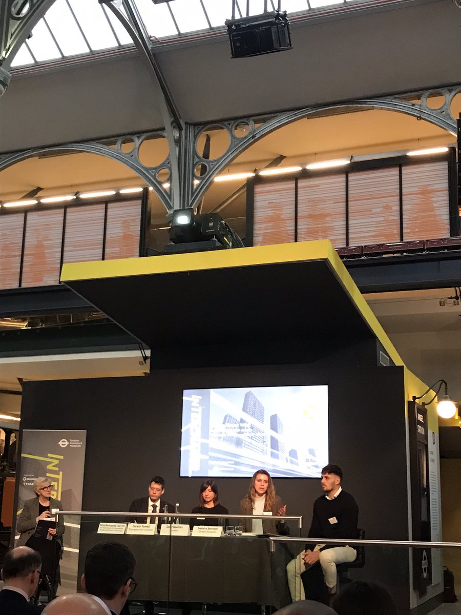 LTMInterchange's tweet photo. To keep us on track to #decarbonise by 2030 a centralised framework that tracks the skills gaps, job shortages and training opportunities will support the development of green skills across industries, academic institutions and education says @helena_bennett_ https://t.co/XIHdnvg5Lx