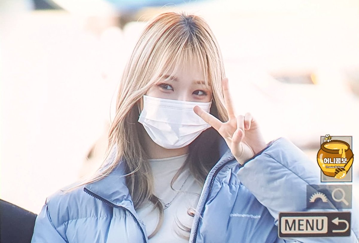 Heonycombo's tweet photo. 220223 프리뷰

👋✌👍🤍

#fromis_9 #fromis_9_DM #프로미스나인 #백지헌 #지헌 #JIHEON https://t.co/z2grWFLSwj