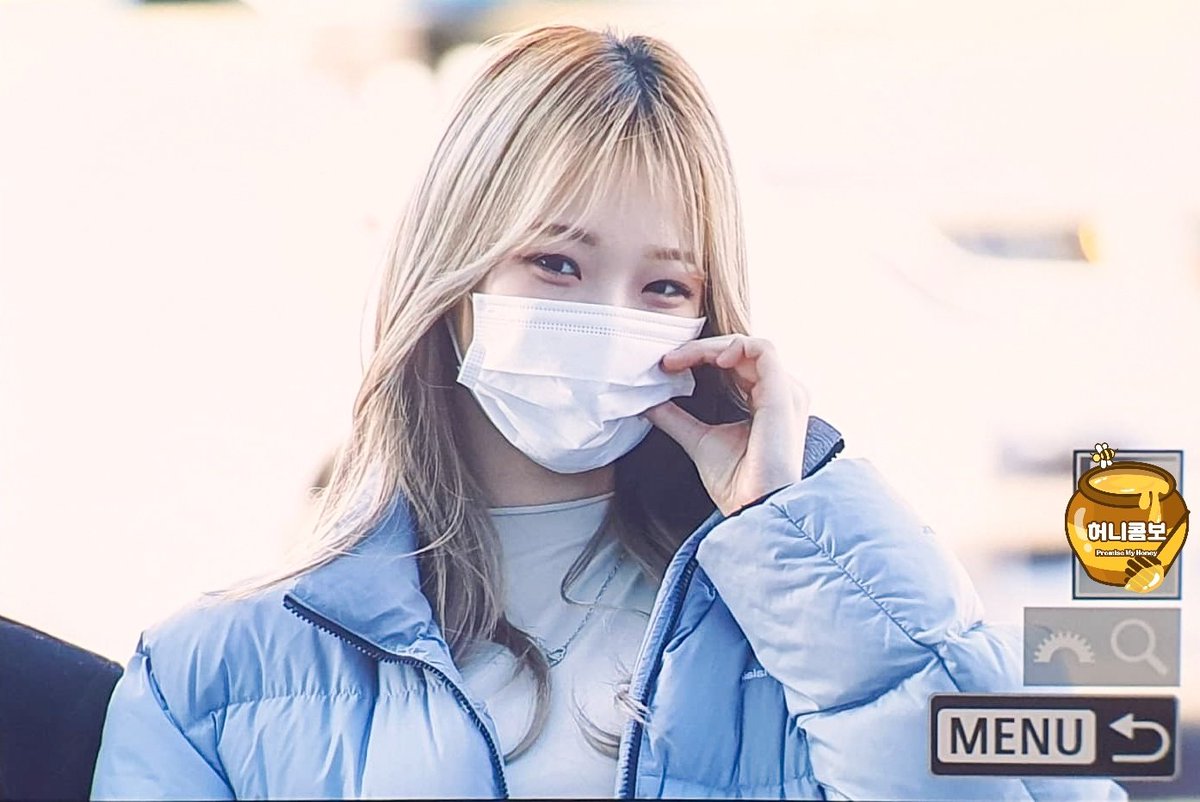 Heonycombo's tweet photo. 220223 프리뷰

👋✌👍🤍

#fromis_9 #fromis_9_DM #프로미스나인 #백지헌 #지헌 #JIHEON https://t.co/z2grWFLSwj