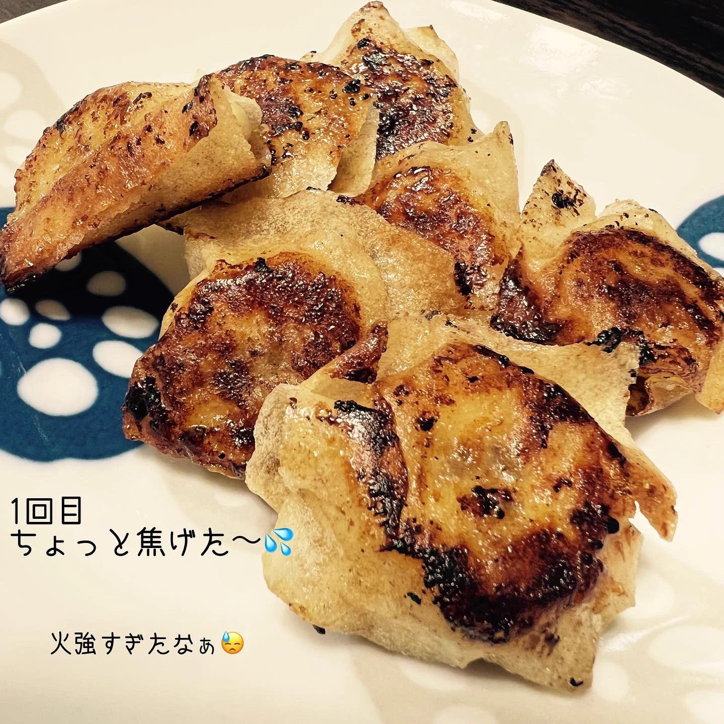 #山本ゆりさんレシピ の #パリパリバナナ 作ったよ〜💕
#春巻きの皮 アレンジでバナナを包んで焼くだけ〜♪
1回目は火が強すぎて #焦げた
2回目は #学習しました 
#簡単レシピ  #山本ゆり  #山本ゆりさん好きな方と繋がりたい  