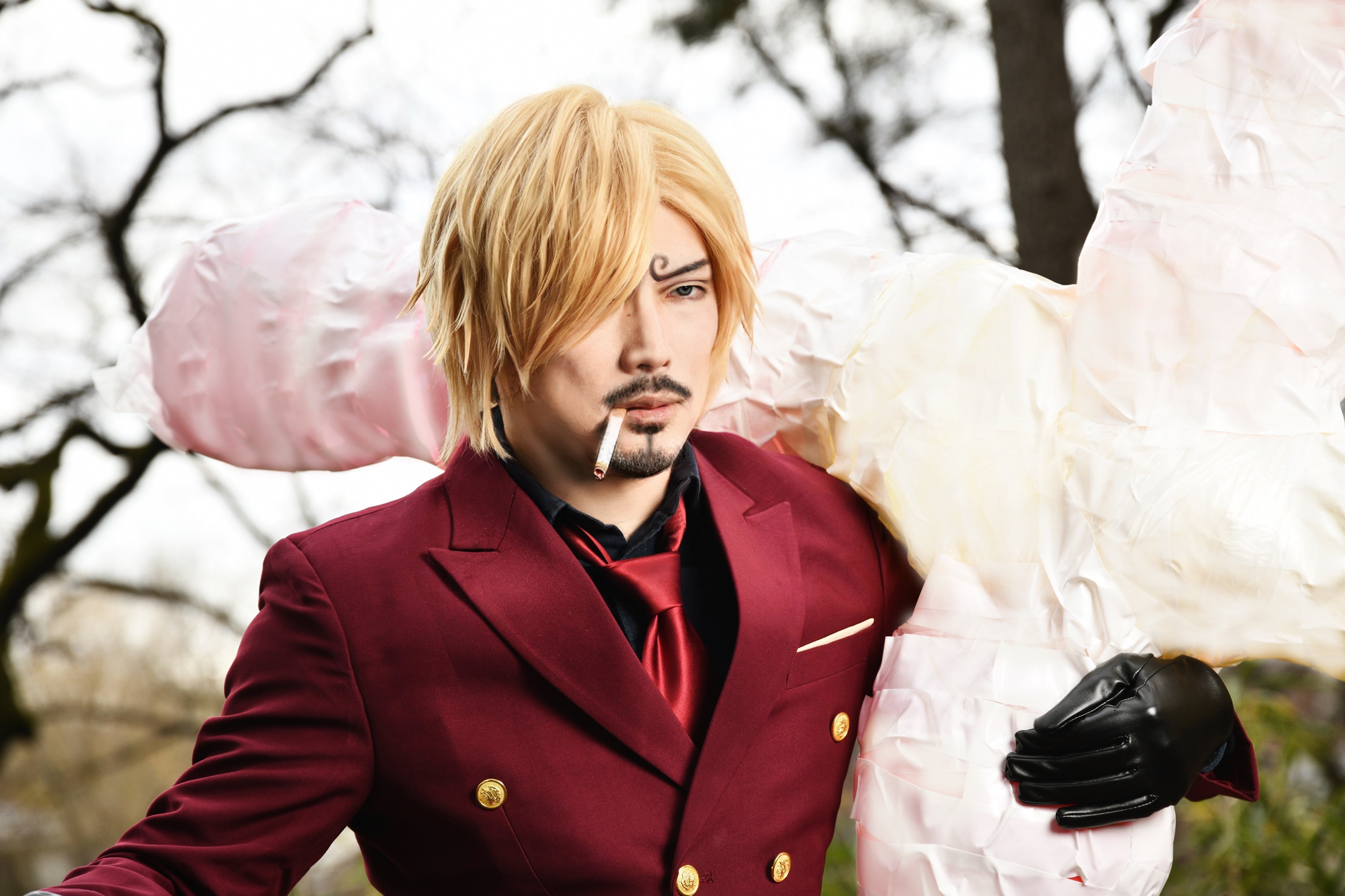 にゃん相学 シャンクス One Piece Film Red併せ One Piece コスプレ注意 ーーーー あいつが背負ってるの 海賊狩りのゾロか ーーーー カメラマン キニョさん サンジ にゃん相学 メイクすごくうまくいった そして 撮影中に指さされたり