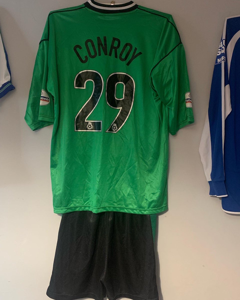 BostonUnitedMem's tweet photo. Another one of @1conroy1 kits from his Boston days ๐ค #bostonunited #bostonutd #bostonfc #thepilgrims #matchworn #goalkeeper https://t.co/7Pkm9WsC69