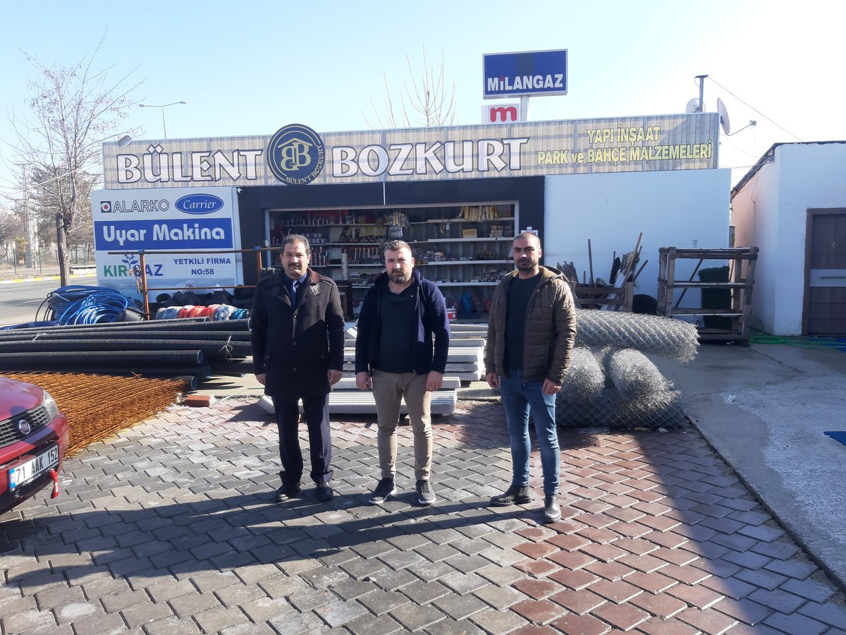 seyhhem's tweet photo. Merkezimizin kurs ve kursiyer sayısını artırmak amacıyla esnaflarımıza ziyaret ettik.@mebhbogm,@sdulger43,@baliseyhkay,@tufekciyusuf,@serkan_akpinar5 https://t.co/29efqQJ3CP