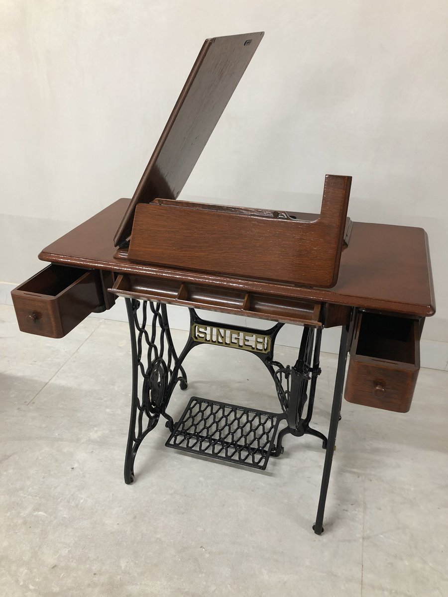 Eglantine Hand Painted Kitchens tweet media