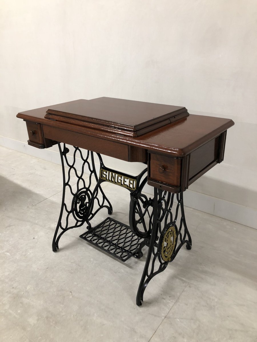 Eglantine Hand Painted Kitchens tweet media