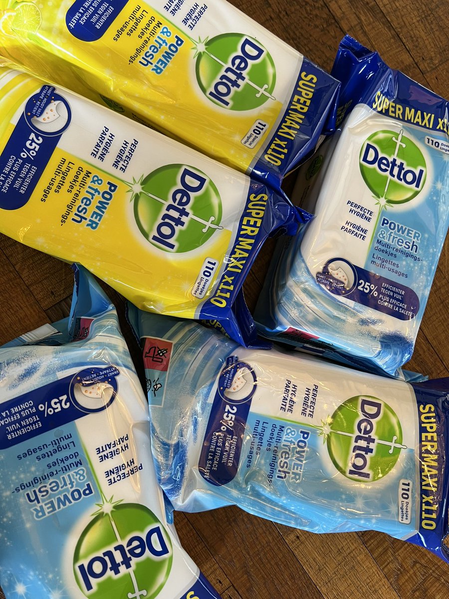 Ik denk dat de retailsector vandaag veel omzet gaat maken mbt verkoop van schoonmaakmiddelen 🧽🧹🧼🧹#lentegevoel ☀️🌞