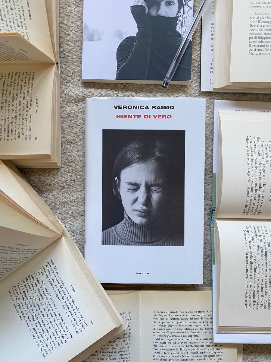 Oggi sul blog vi parlo di "Niente di vero" di Veronica Raimo <a href="/Einaudieditore/">Einaudi editore</a> 
silenziostoleggendo.com/2022/02/23/rec…