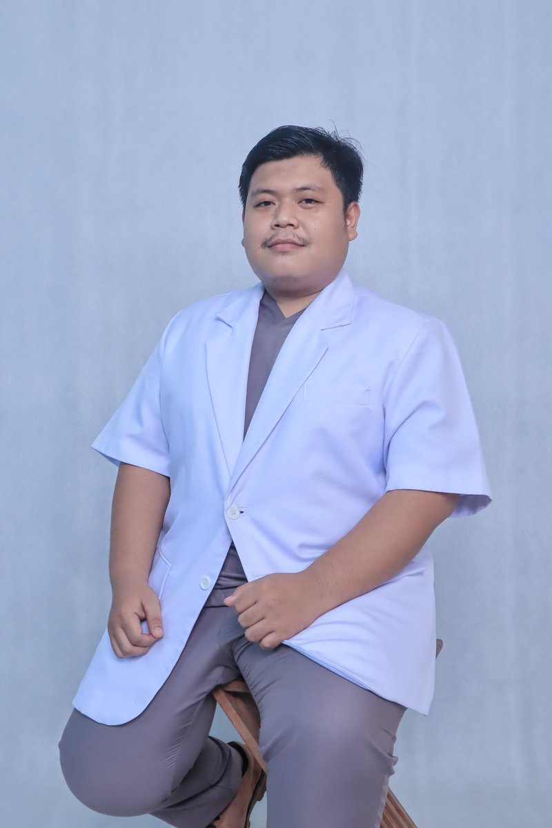 Hay 👋
dr. Ery Rizaldy
Start Agustus 2014--Februari 2022
Pendidikan Dokter 2014--2018
Co. Assisten (Koas) 2018--2020
Program Internsip 2021--2022
Banyak suka maupun duka termasuk banyak hal tertunda karena Covid-19

Bismillah petualangan baru di mulai.