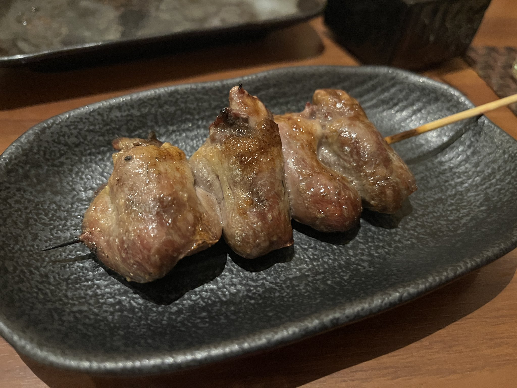 ワタセショー 鳥界の長友佑都 と言われていたであろう鳥のハツ 強心臓 鳥憲 T Co Fyvqy1r29q Twitter