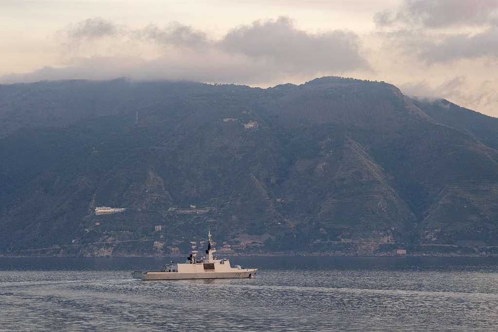Cecmed_Off's tweet photo. Aujourd'hui en #Méditerranée, demain dans l'Océan Indien ou Atlantique, le #TaskGroup déployé en mission Jeanne d'Arc permet à la 🇲🇫 de maintenir sa capacité autonome de la situation partout autour du 🌎. https://t.co/hJQiuvXuaH